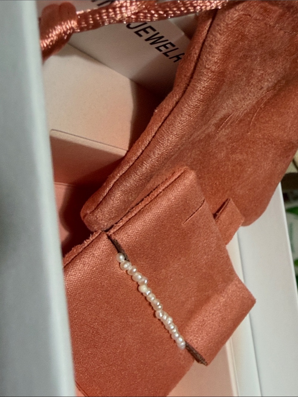 Mejuri MICRO PEARL BRACELET 14K gold size 6 inches MEJURI Pearl bracelet - Picture 3 of 10